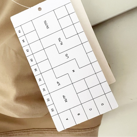 NWT True & Co Wireless Convertible Nude Bra, Small - Picture 6 of 6